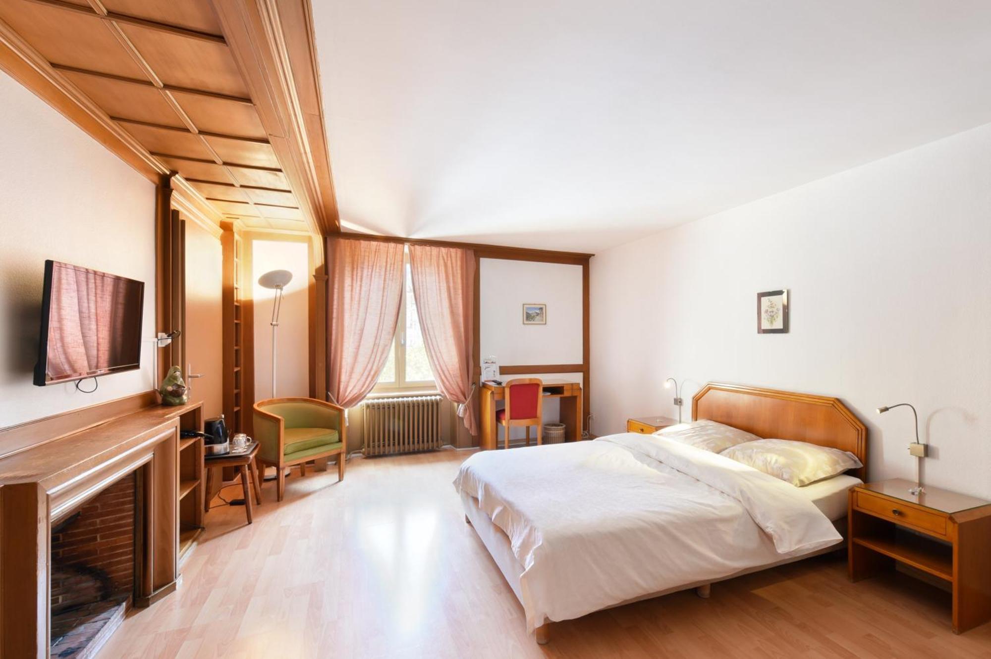 Hotel De L'Aigle Couvet Номер фото