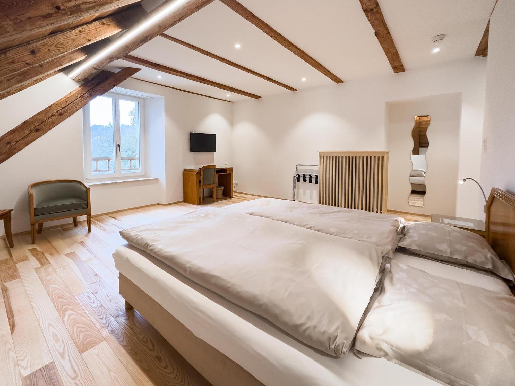 Hotel De L'Aigle Couvet Номер фото