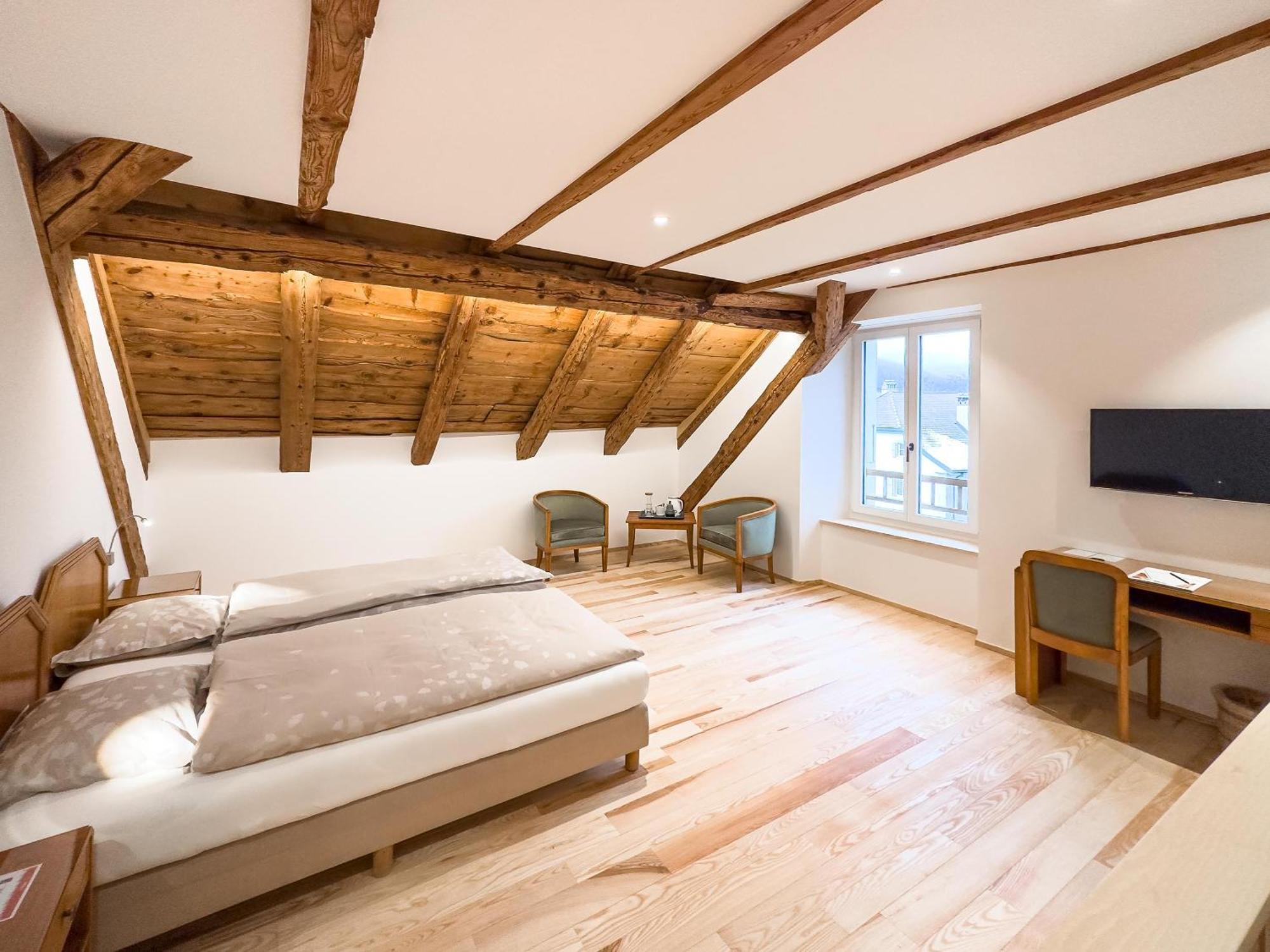 Hotel De L'Aigle Couvet Номер фото