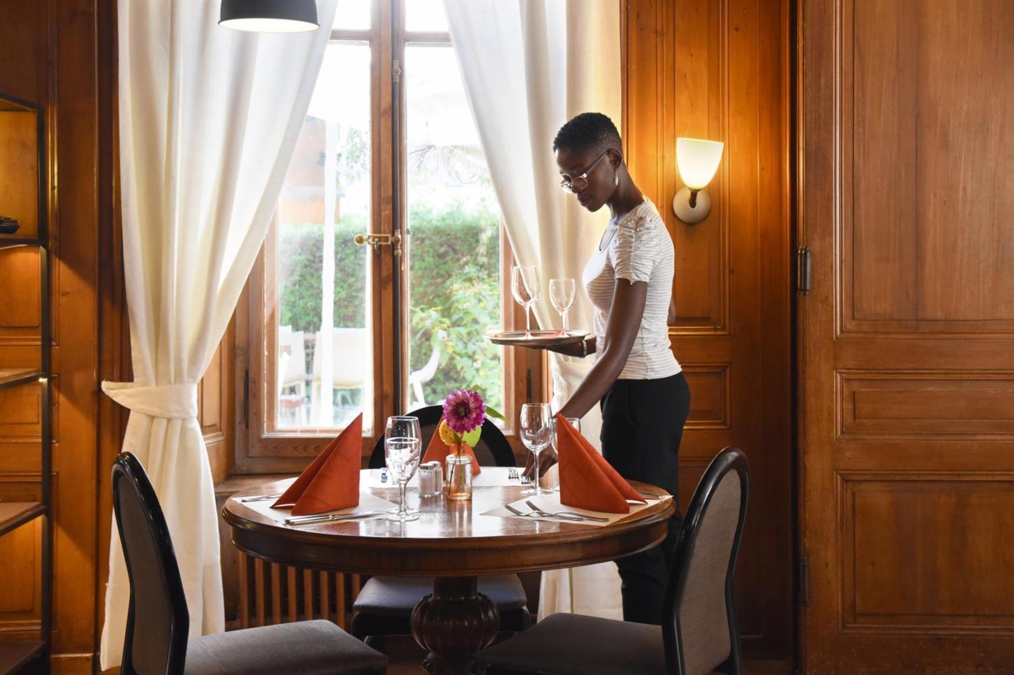 Hotel De L'Aigle Couvet Экстерьер фото